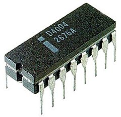 Intel 4004, vi xử lý 4 bit thương mại đầu tiên năm 1971