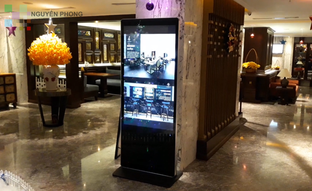 Dự án thi công màn hình LCD chân đứng 55 inch USB - Tại nhà hàng Dê Ré Song Dương, Cầu Giấy 11
