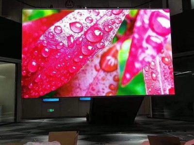 Màn Hình LED P1.25 Trong Nhà Chính Hãng: Giải Pháp Hiển Thị Sắc Nét & Ưu Việt 2026 - Nguyên Phong
